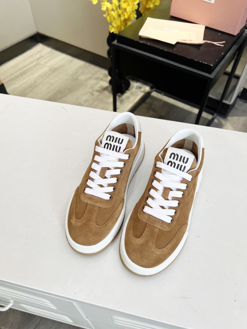 Miu Miu Casual Shoes